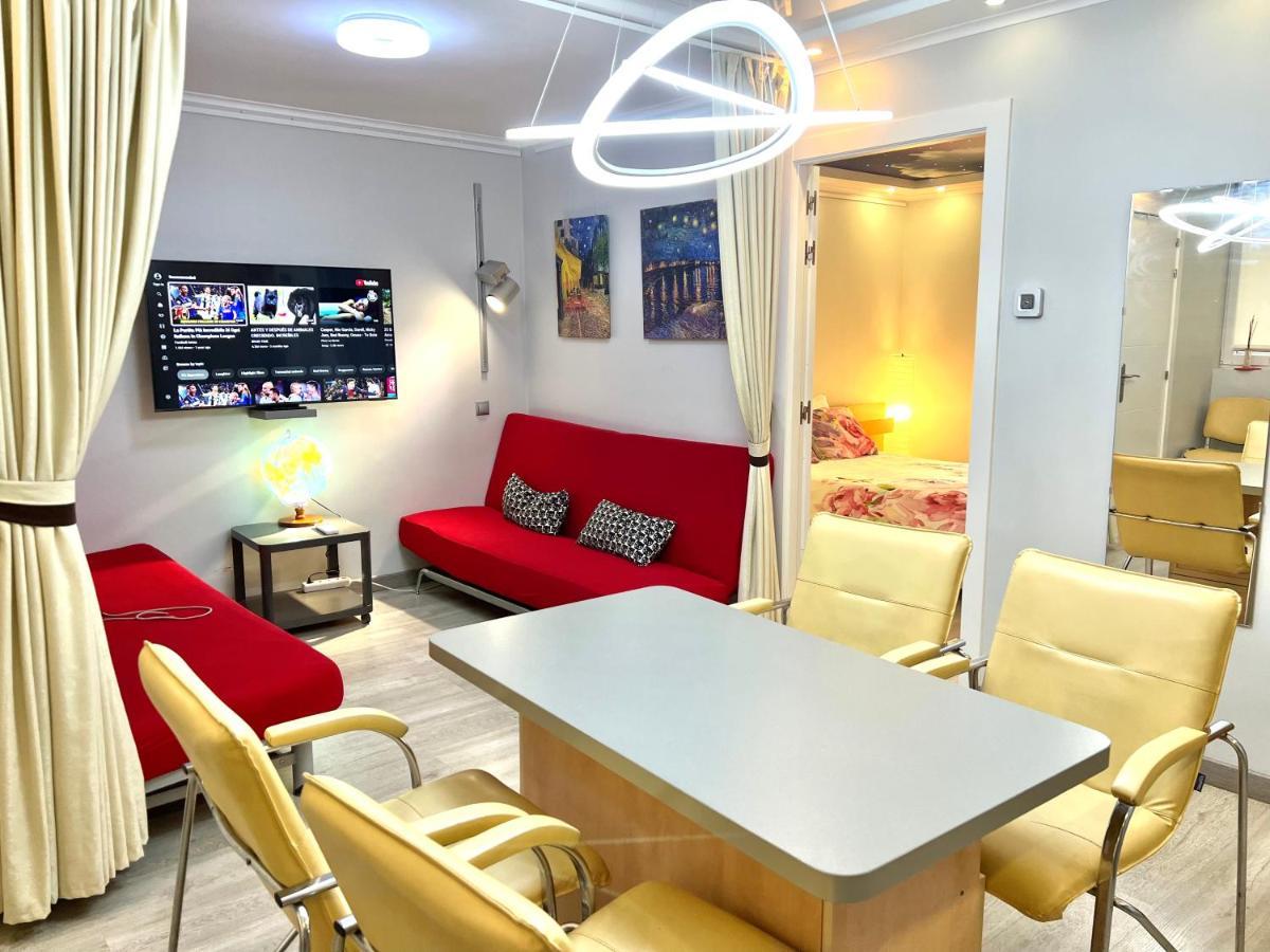 Camp Nou, Europa Fira - Modern Two-Bedroom Apartment With Heating L'Hospitalet de Llobregat Dış mekan fotoğraf