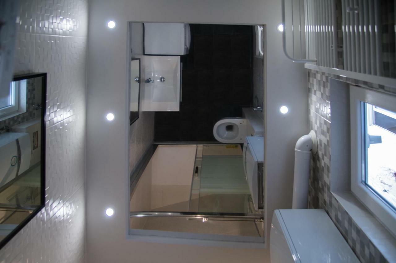 Camp Nou, Europa Fira - Modern Two-Bedroom Apartment With Heating L'Hospitalet de Llobregat Dış mekan fotoğraf