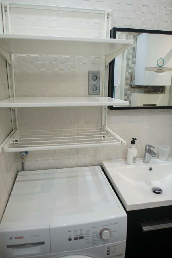Camp Nou, Europa Fira - Modern Two-Bedroom Apartment With Heating L'Hospitalet de Llobregat Dış mekan fotoğraf
