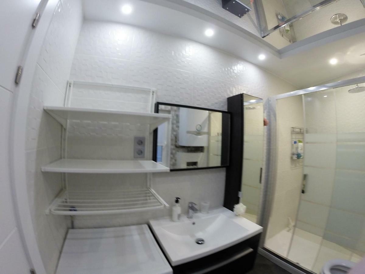 Camp Nou, Europa Fira - Modern Two-Bedroom Apartment With Heating L'Hospitalet de Llobregat Dış mekan fotoğraf